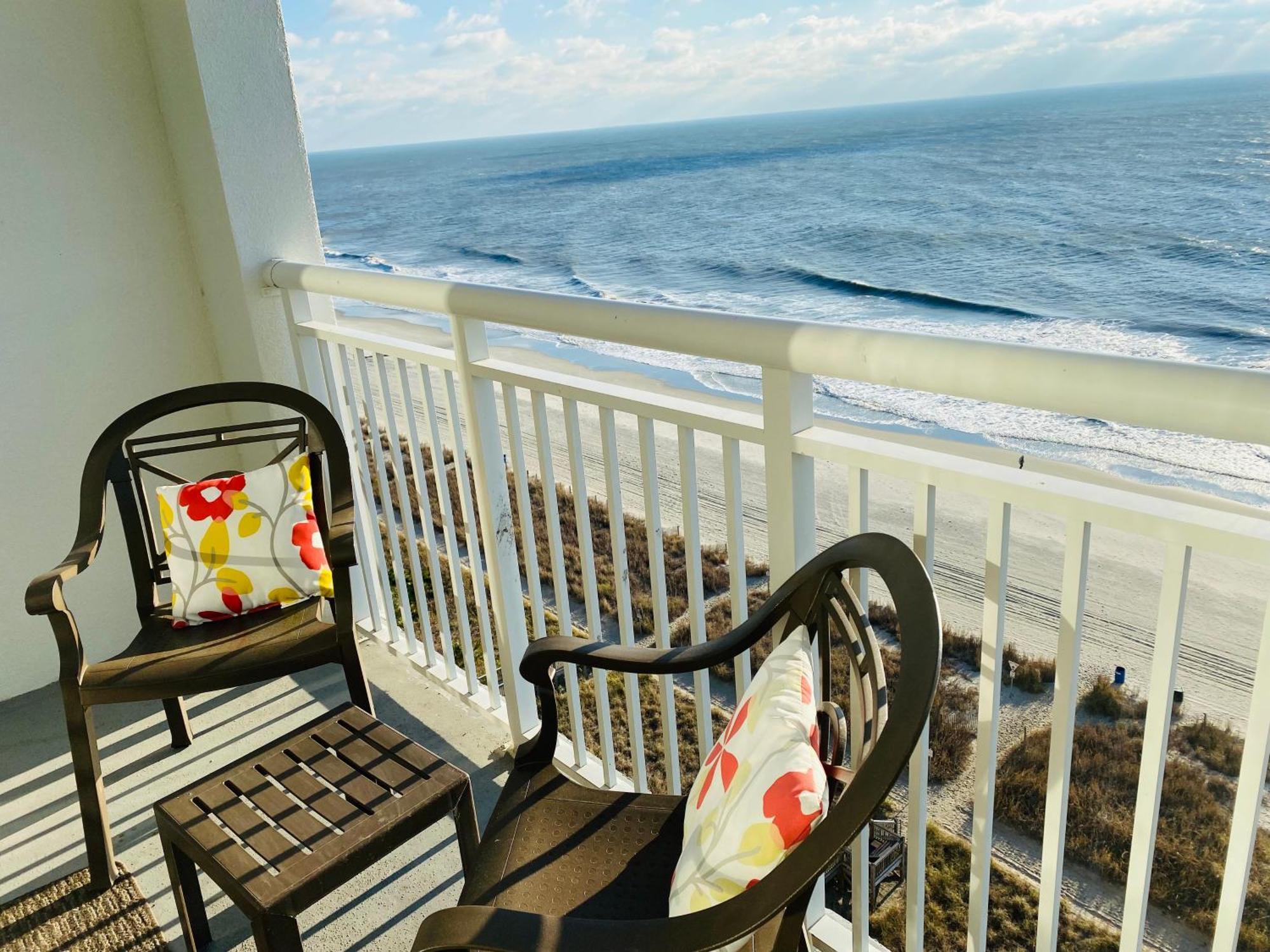 Camelot By The Sea Ocean Front Condo マートルビーチ エクステリア 写真